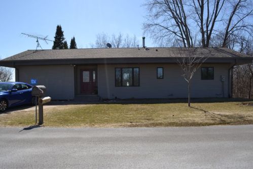 12367 Clear View Hts, Centralia, IA 52068-9747