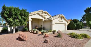626 Sierra Madre Ave, Gilbert, AZ 85233-5846