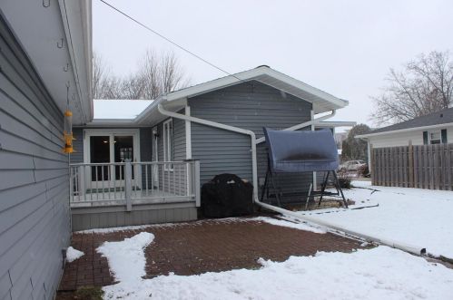 23 Pioneer Pkwy, Fond Du Lac WI  54935-3016 exterior