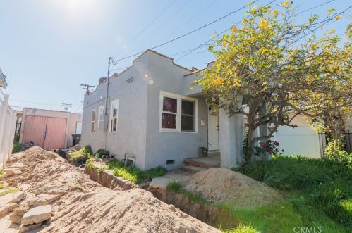 4366 116th St, Hawthorne CA  90250-2327 exterior