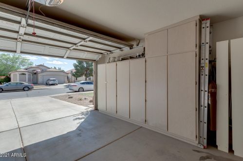 676 Devon Dr, Gilbert AZ 85233-7827 exterior