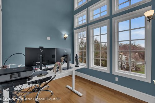 34 Windsor Dr, Little Silver NJ  07739-1311 exterior