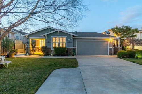 171 Trimble Ct, Gilroy, CA 95020-7639