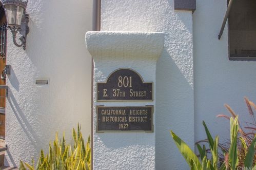 801 37th St, Long Beach, CA 90807-4139