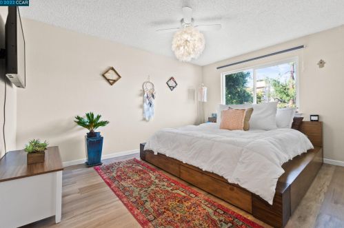 2278 Alexian Dr, San Jose CA  95116-1923 exterior