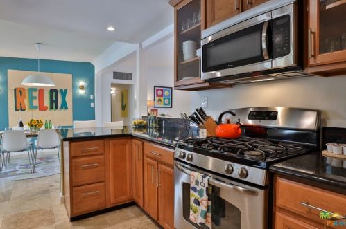 1135 Sunrise Way, Palm Springs CA  92262-5310 exterior