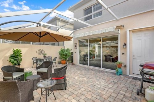 28470 Villagewalk Blvd, Bonita Springs, FL 34135-8541