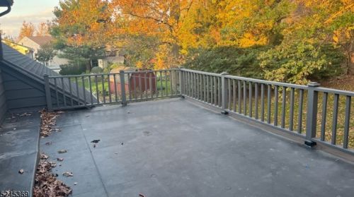 14 Ironwood Way, West Paterson NJ  07424-2019 exterior