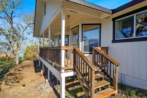 6953 Panoramic Dr, Lucerne, CA