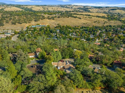 3560 Patterson Way, Folsom CA  95762-4405 exterior