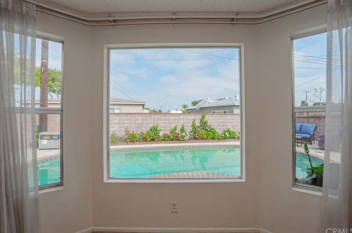 16011 Arcturus Ave, Gardena, CA 90249-4805