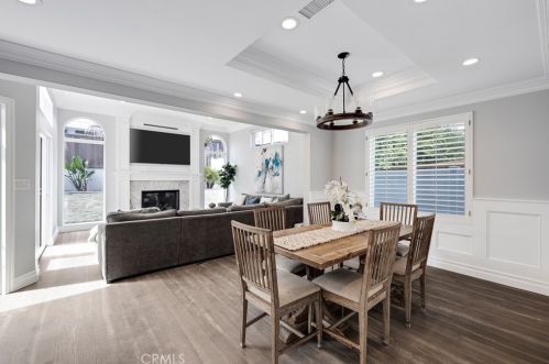 1336 1st St, Manhattan Beach CA  90266-6902 exterior