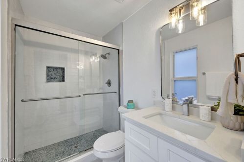 852 Rabbit Rd, Sanibel FL  33957-3018 exterior