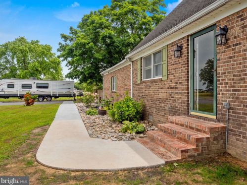 37193 Hudson Rd, Selbyville, DE 19975-3400
