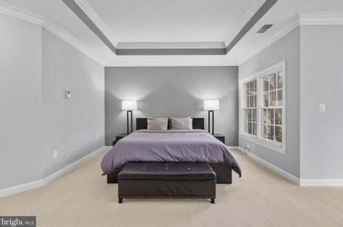 7305 Laurel Creek Ct, Springfield VA  22150-4912 exterior