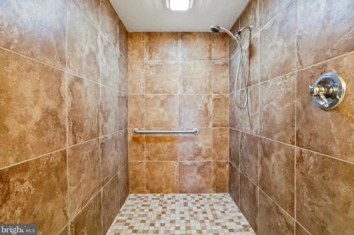 13070 Old Valley Pike, Edinburg VA  22824-3144 exterior