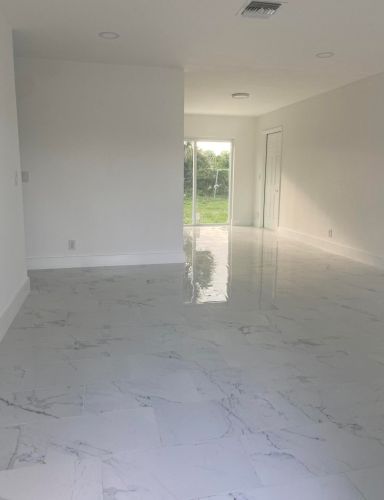 1487 Mangonia Dr, West Palm Beach FL  33401-2421 exterior