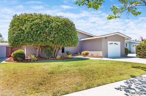 2907 Monogram Ave, Long Beach, CA 90815-1539