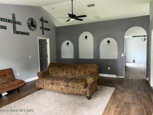 6960 Cairo Rd, Cocoa, FL 32927-2933
