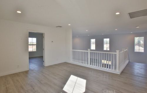 7796 Spring Hill St, Chino CA  91708-7606 exterior