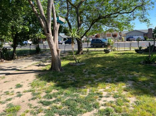 3413 Santa Fe St, Riverbank, CA 95367-2318