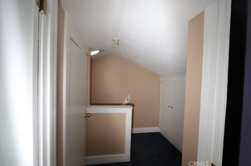 2412 Park Way, Bakersfield CA  93304-1121 exterior