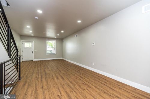 6212 Chew Ave, Philadelphia PA  19138-1006 exterior