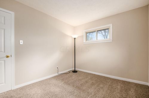 2967 Irwin Ave, Darbydale OH  43123-2309 exterior