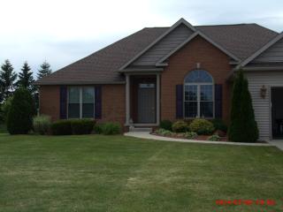 105 Waterford Dr, Bucyrus, OH 44820-8620