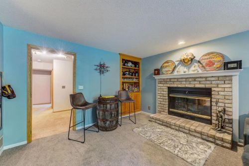 1116 Grandview Dr, Hudson WI  54016-1472 exterior