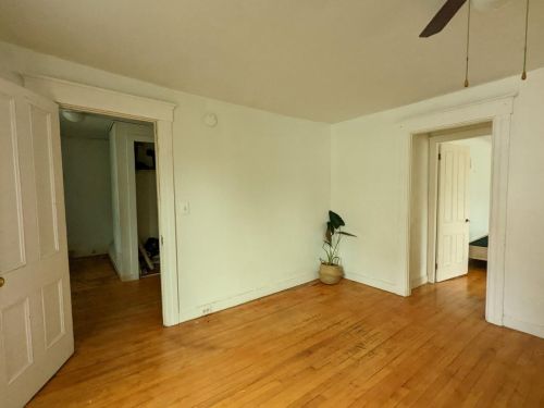 8 Chesterfield Rd, Hinsdale NH  03451-2215 exterior