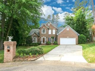 4504 Willow Croft Ct, Charlotte, NC 28226-9221