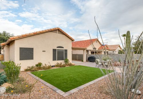 7938 Panamint Dr, Tucson AZ 85743-1184 exterior