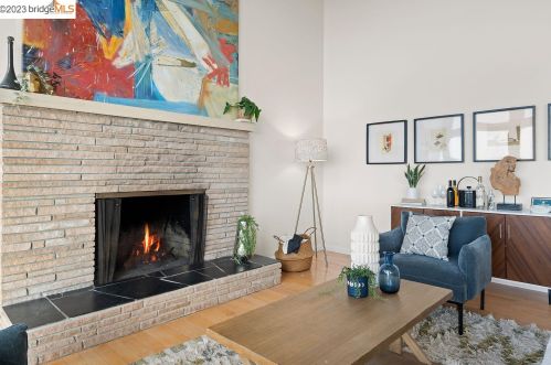 3557 Klamath St, Oakland CA 94602-4126 exterior