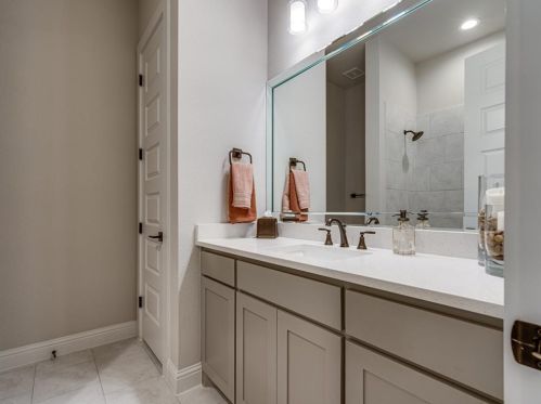 105 Water Garden Dr, Waxahachie TX  75165-6243 exterior