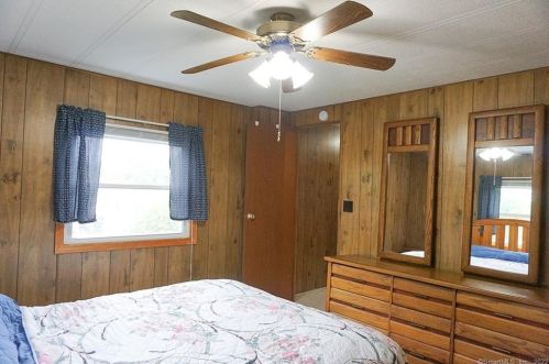 60 E St, Groton CT  06340-5366 exterior