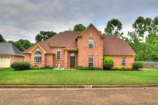 4299 Hughes Mdw Cv, Memphis TN  38125-3152 exterior