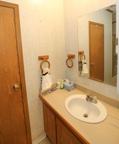 4070 Washington Rd, Washington NH  03280-3231 exterior