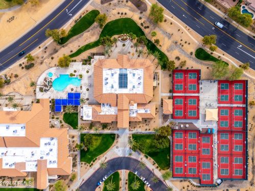 22033 Golf Club Dr, Sun City AZ 85375-2078 exterior