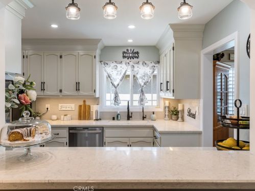 4817 Woodruff Ave, Lakewood, CA 90713-2446