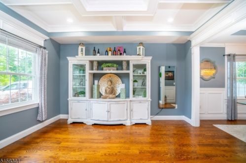 126 New St, Cranford NJ  07016-2647 exterior