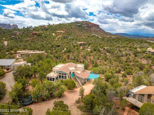 105 Castle Rock Trl, Sedona AZ 86336-6820 exterior