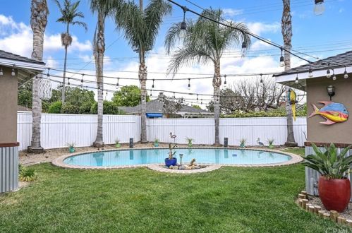 905 Oakdale Ave, Fullerton, CA 92831-2912