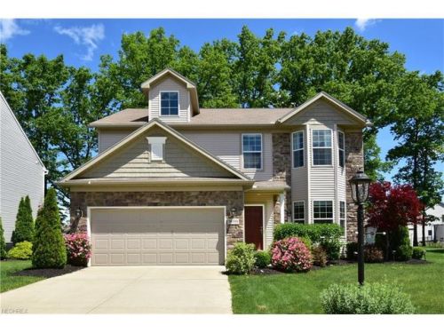 38746 Melgrove Ln, Avon, OH 44011-5222