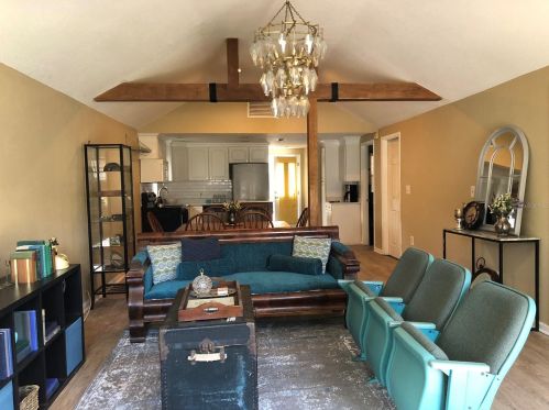459 41st Ave, Saint Petersburg, FL 33703-5003