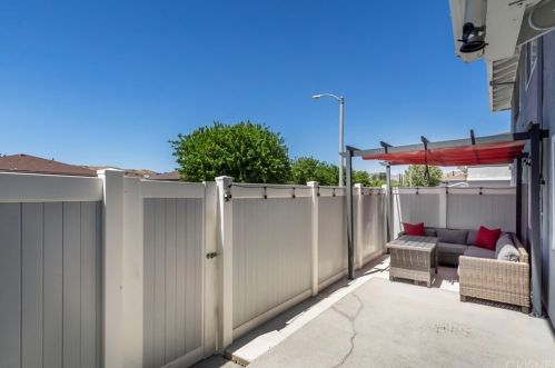 20765 Plum Canyon Rd, Santa Clarita, CA 91350-2008