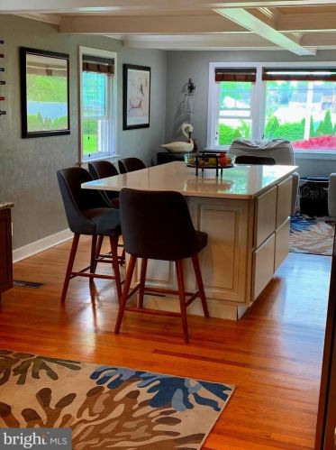 463 School Ln, Harleysville PA  19438-1714 exterior