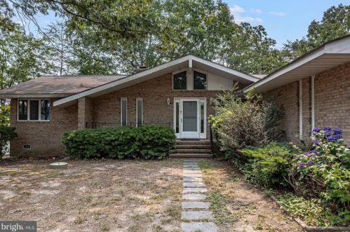 26 Mount Holly Ct, Montross VA  22520-4110 exterior