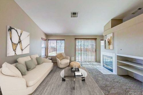 13246 Fordham Cir, Victorville, CA 92392-7258