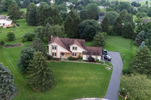 6 Barben Cir, Mendon, NY 14506-9711